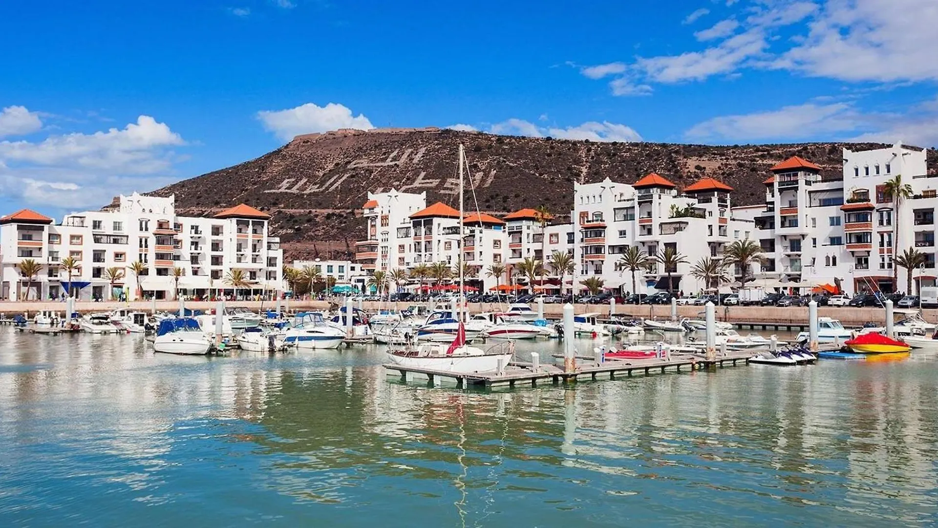 Amazing Apartment For Couple In Marina T12703Gf Agádír